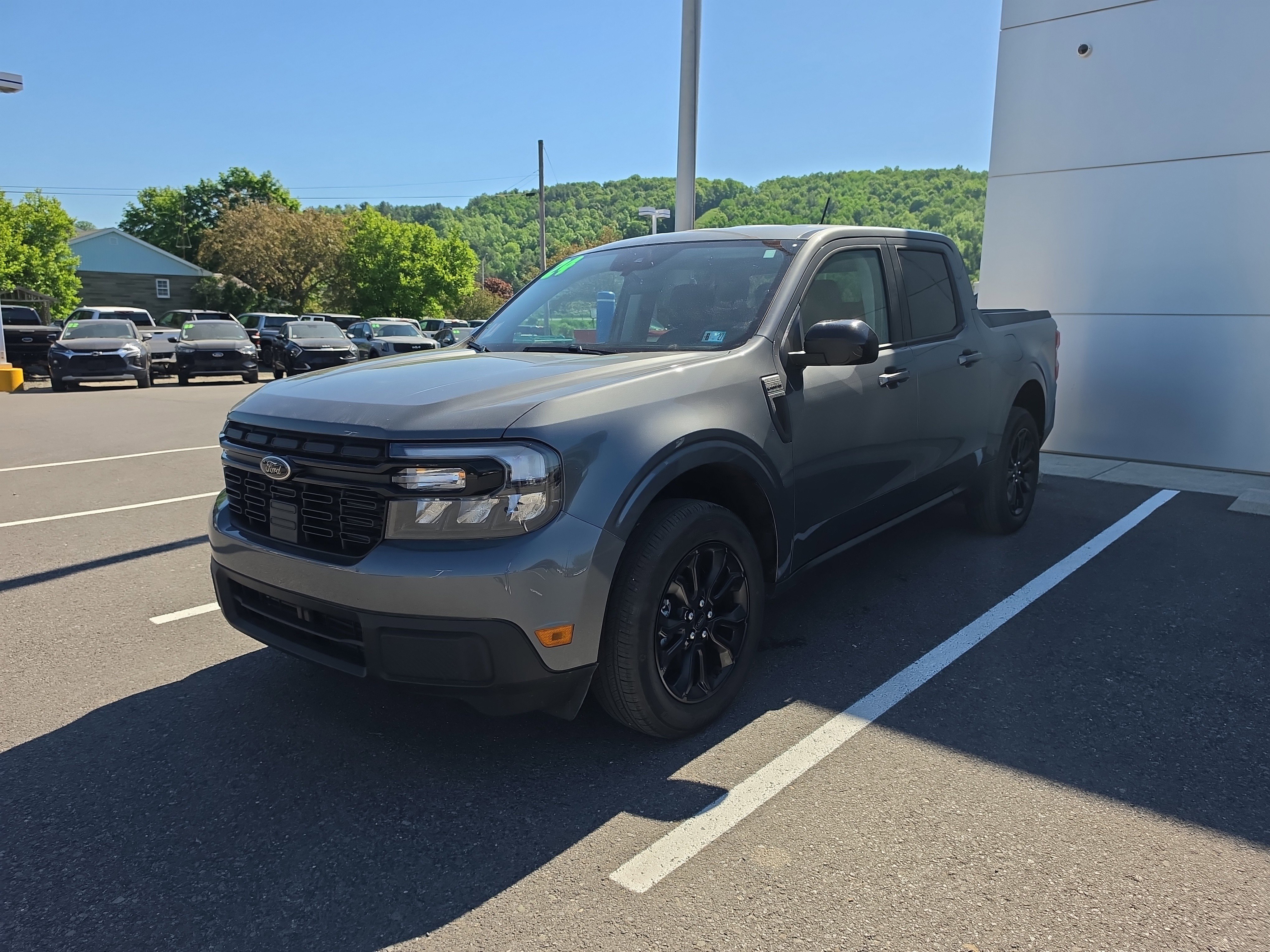 Used 2024 Ford Maverick Lariat w/ Black Appearance Package AWD/4WD image 8
