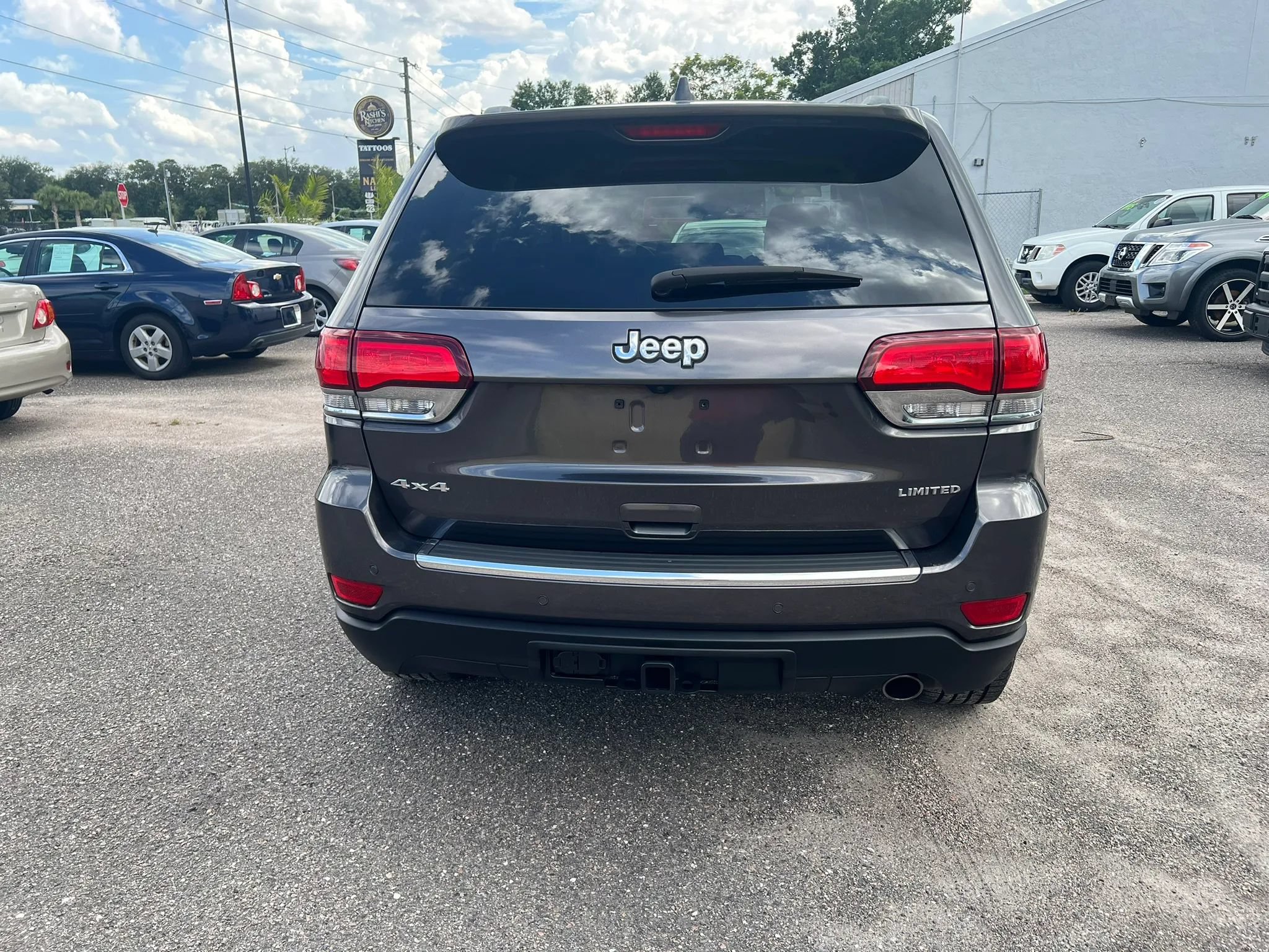 Used 2020 Jeep Grand Cherokee Limited AWD/4WD image 4