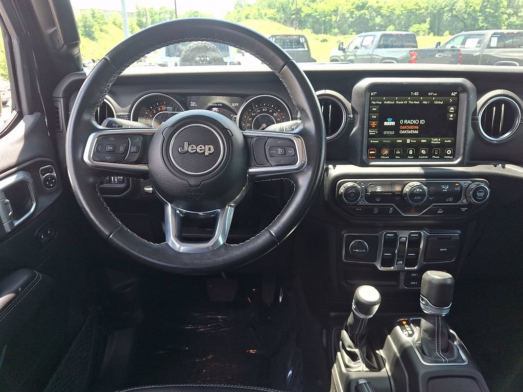 Used 2022 Jeep Gladiator Overland w/ Popular Equipment Package AWD/4WD image 11