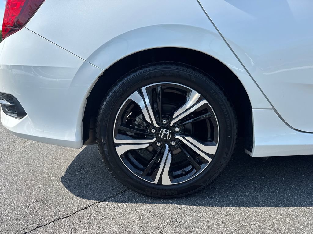 Used 2017 Honda Civic Touring image 17