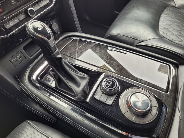 Used 2021 INFINITI QX80 Sensory w/ All-Season Package image 12