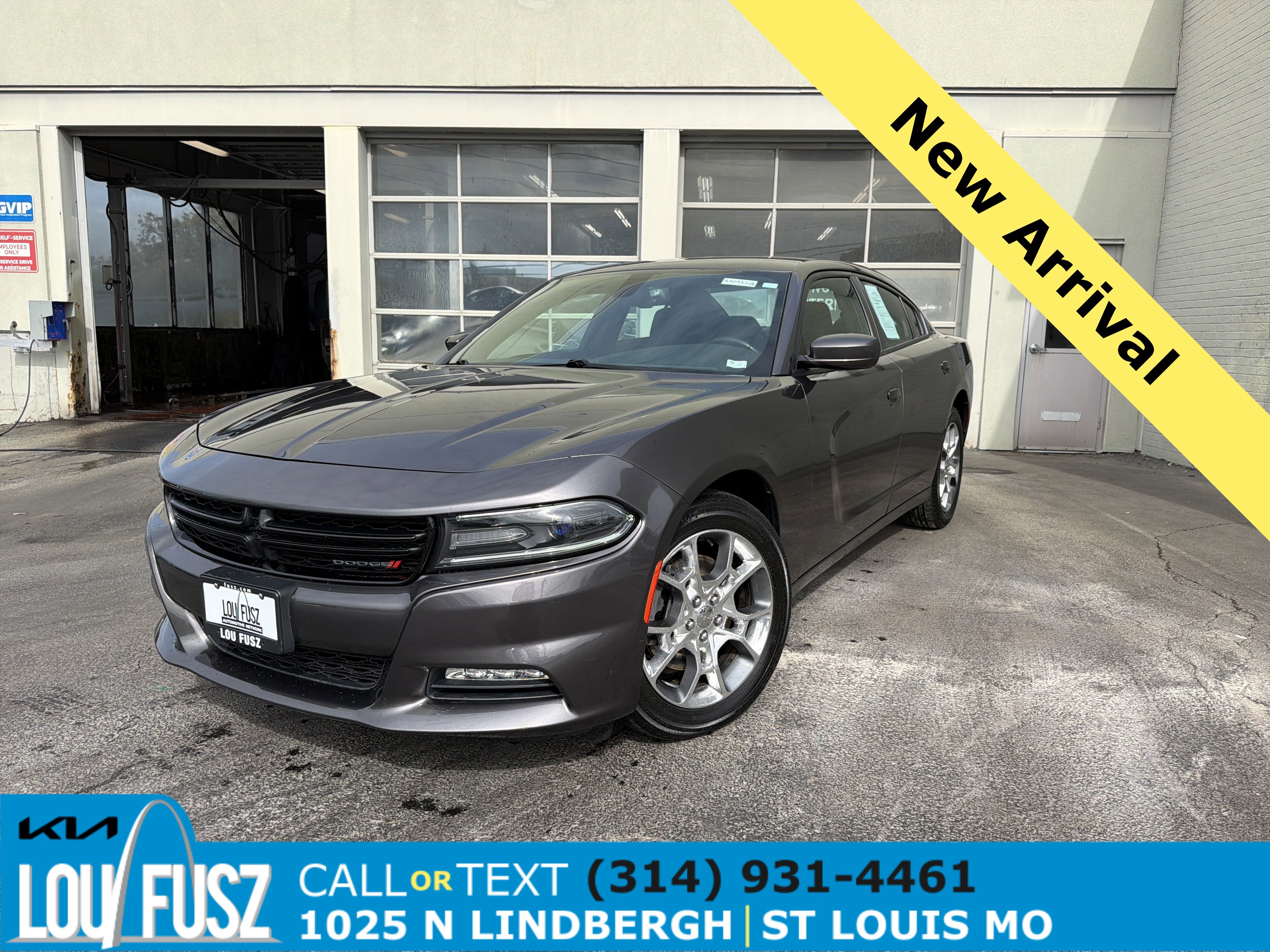 Used 2016 Dodge Charger SXT w/ Navigation & Travel Group