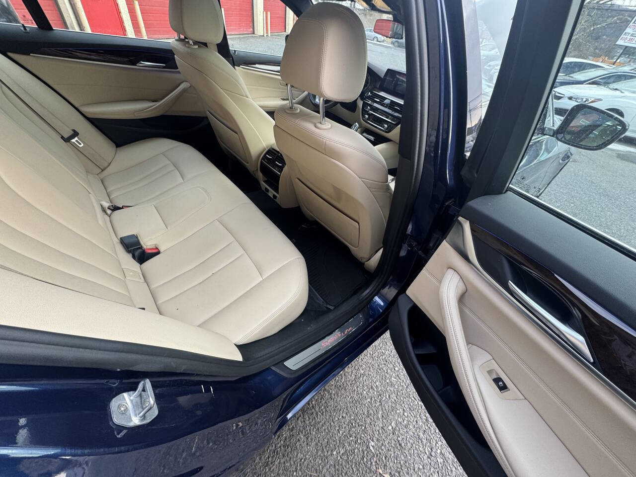 Used 2019 BMW 530i xDrive image 18