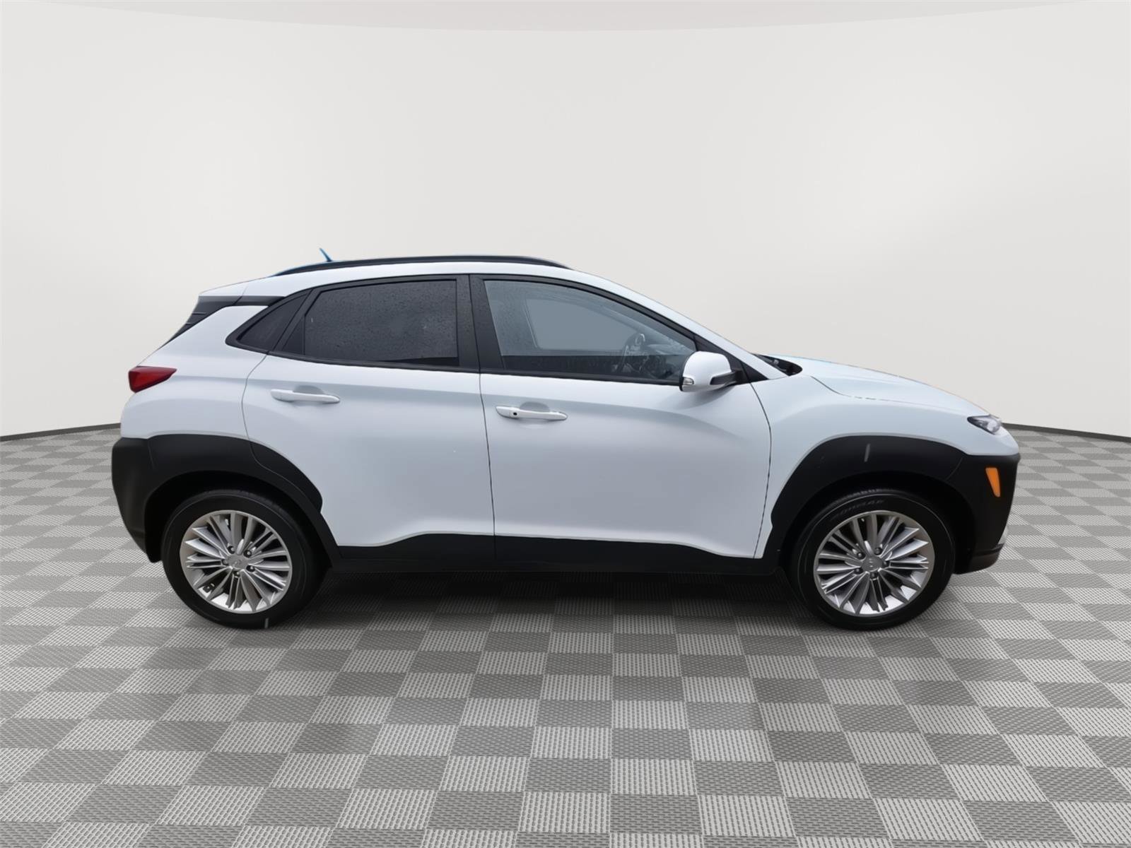 Used 2021 Hyundai Kona SEL w/ Cargo Package image 4