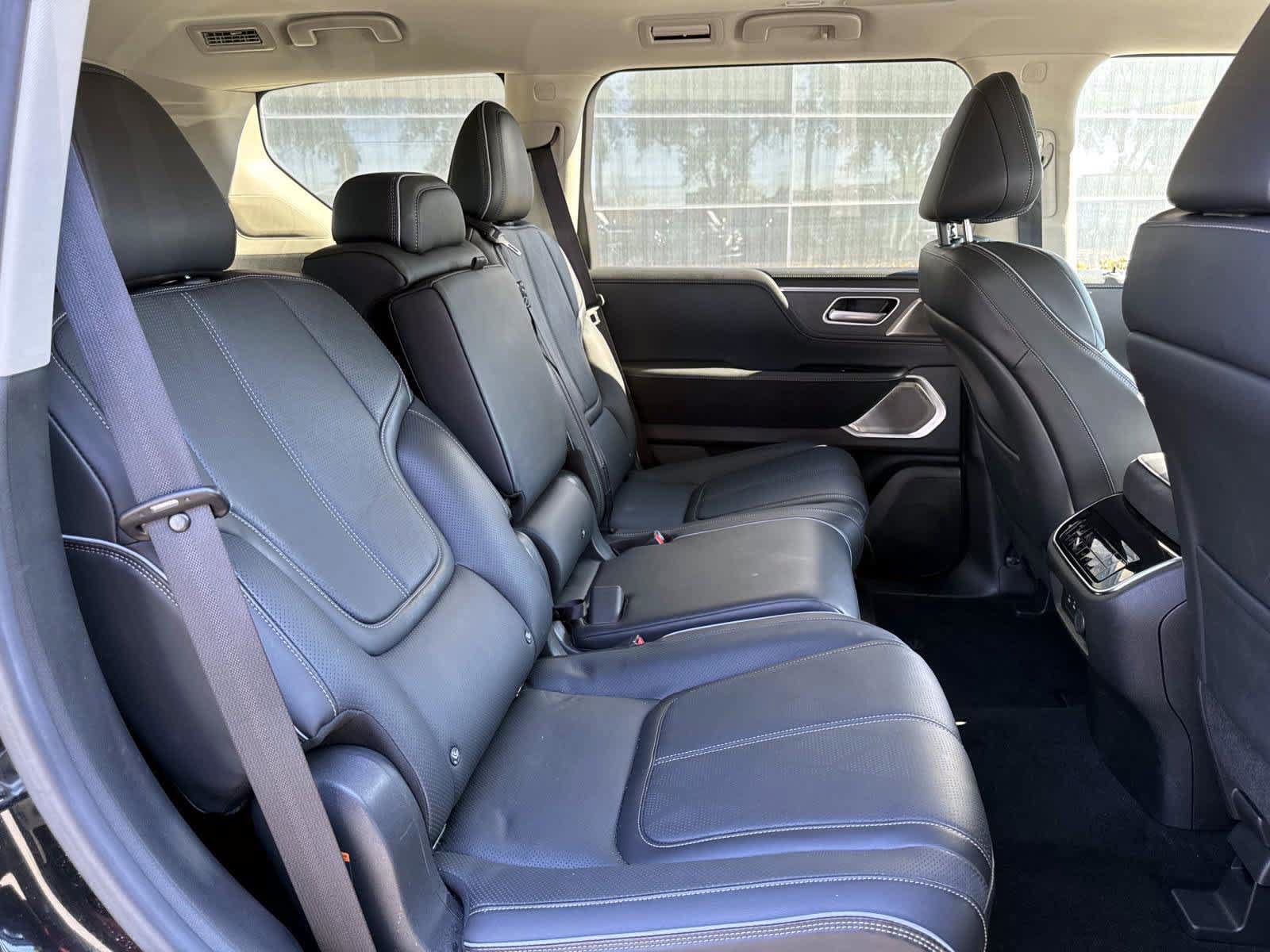 Certified 2025 INFINITI QX80 Sensory AWD/4WD image 19