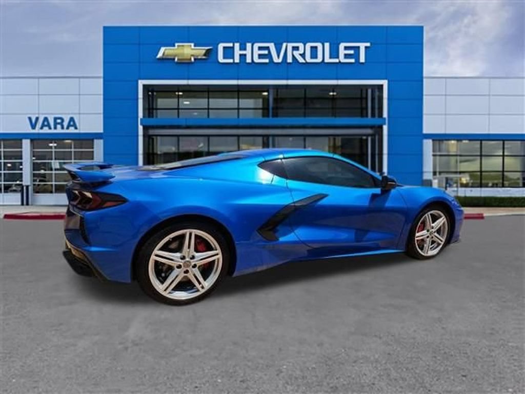 Used 2025 Chevrolet Corvette Stingray Coupe w/ Z51 Performance Package RWD image 6