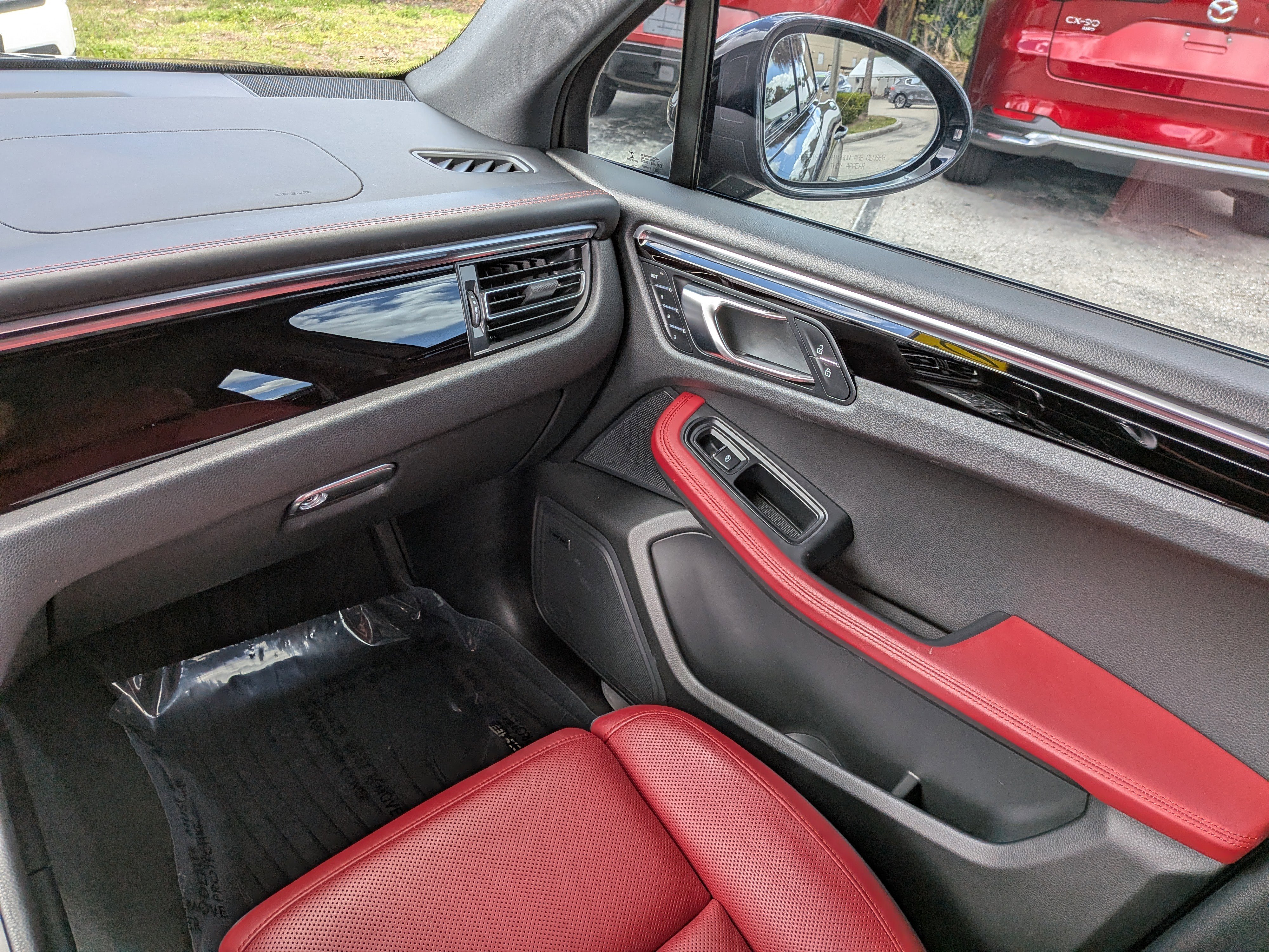 Used 2019 Porsche Macan S image 20