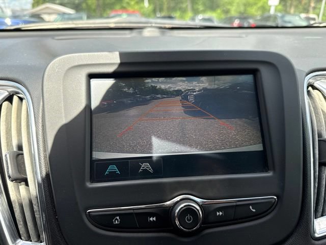 Used 2017 Chevrolet Malibu Hybrid FWD image 12