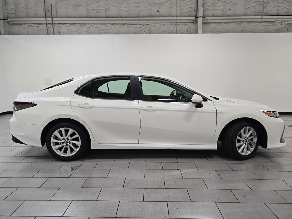 Used 2024 Toyota Camry LE image 15