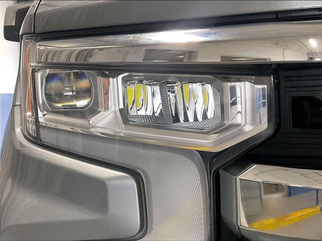 Used 2023 Chevrolet Silverado 1500 LT AWD/4WD image 33