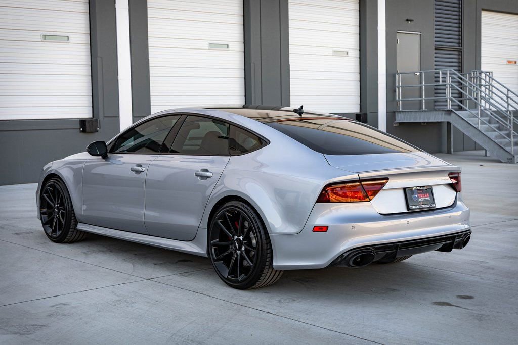 Used 2017 Audi RS 7 Prestige w/ Carbon-Optic Package image 5