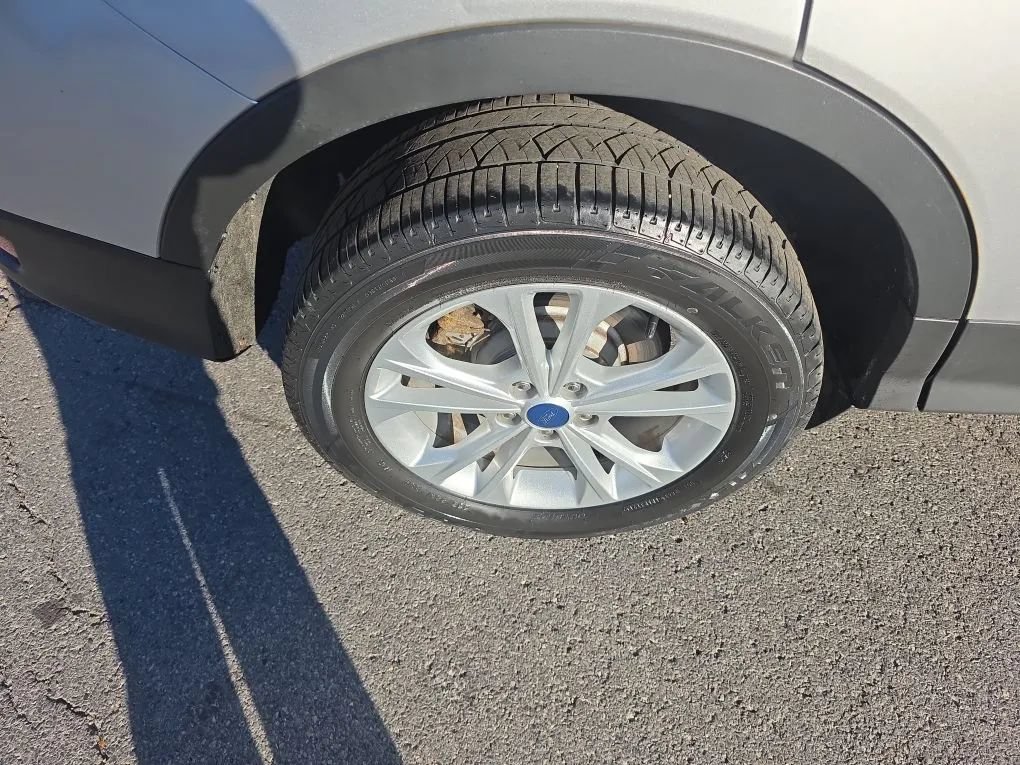Used 2019 Ford Escape SE AWD/4WD image 15