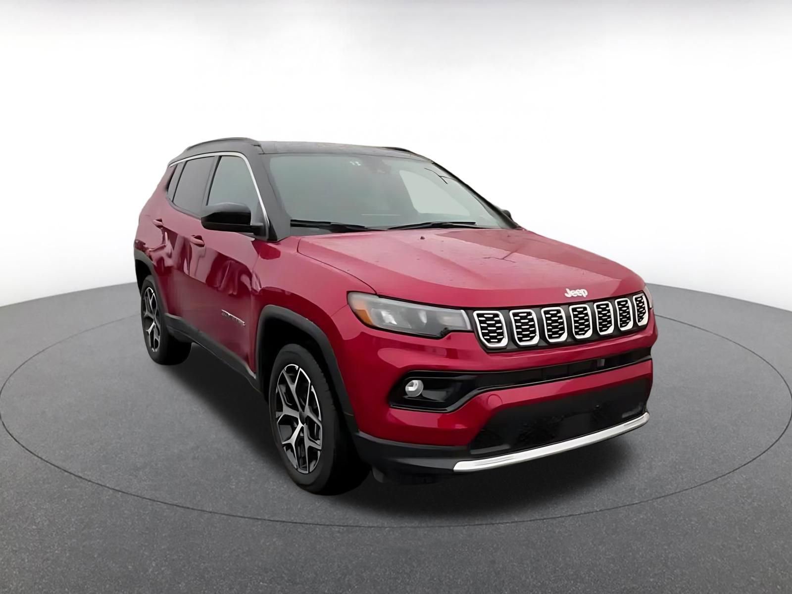 Used 2025 Jeep Compass Limited AWD/4WD image 3