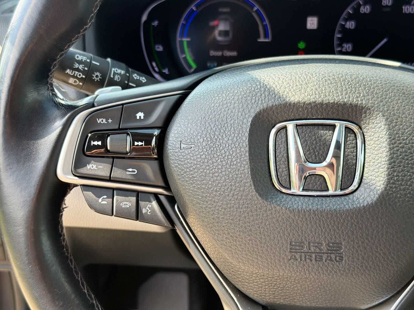Used 2018 Honda Accord Touring image 21
