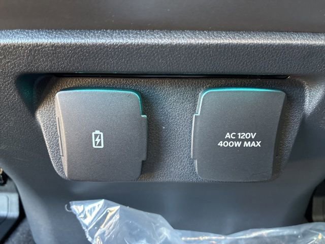 New 2025 Ford F150 XLT w/ Equipment Group 301A Standard image 25