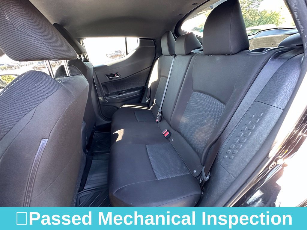 Used 2018 Toyota C-HR XLE FWD image 24