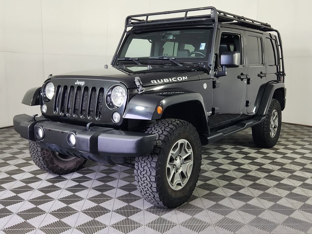 Used 2016 Jeep Wrangler Unlimited Rubicon w/ Connectivity Group AWD/4WD image 3