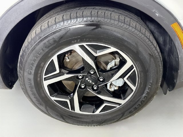 Used 2023 Kia Sportage LX FWD image 30