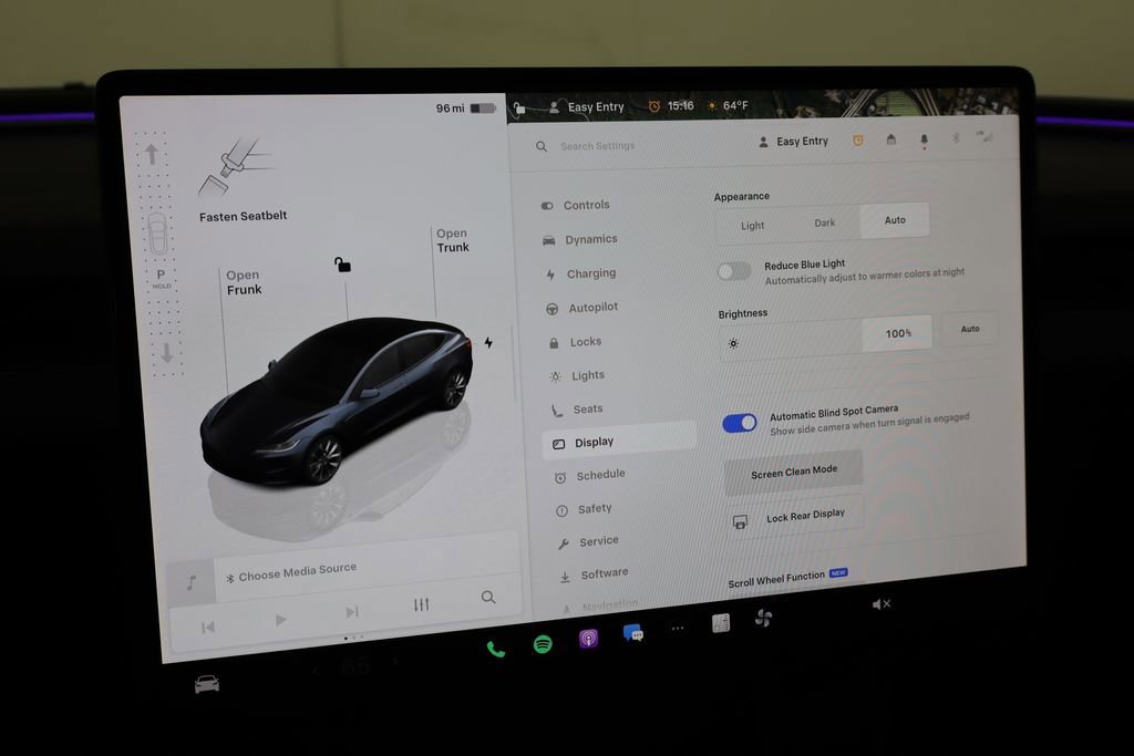 Used 2024 Tesla Model 3 Standard Range image 36