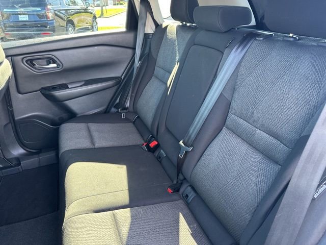 Used 2024 Nissan Rogue SV image 16