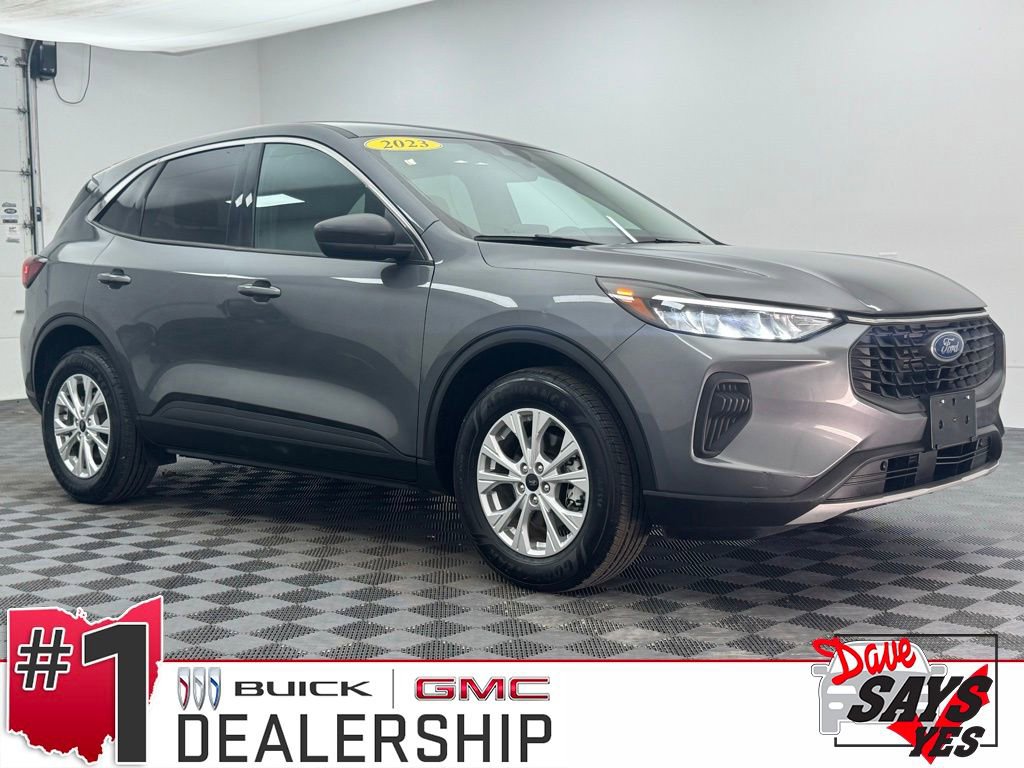 Used 2023 Ford Escape Active image 1