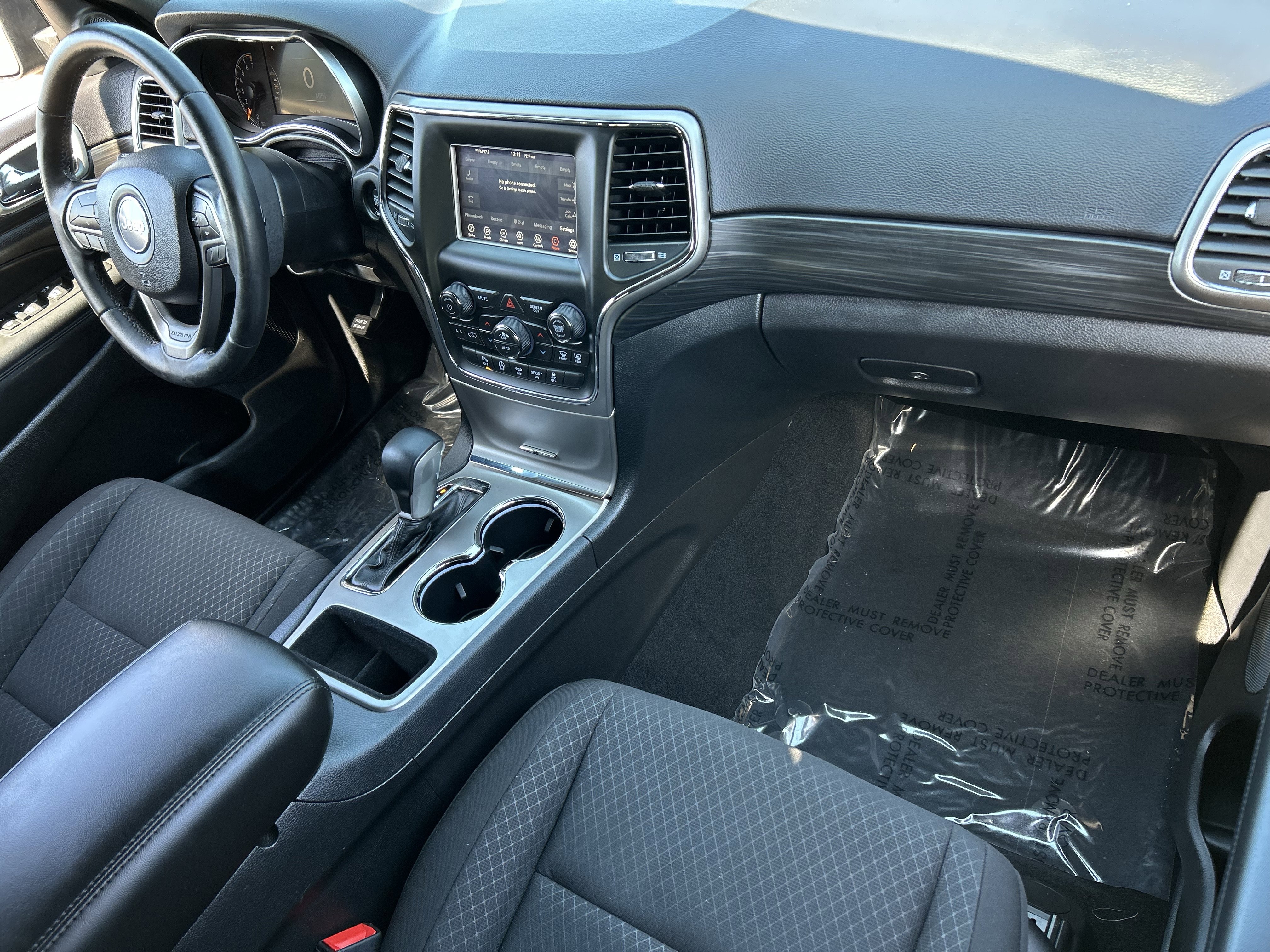 Certified 2021 Jeep Grand Cherokee Laredo image 11