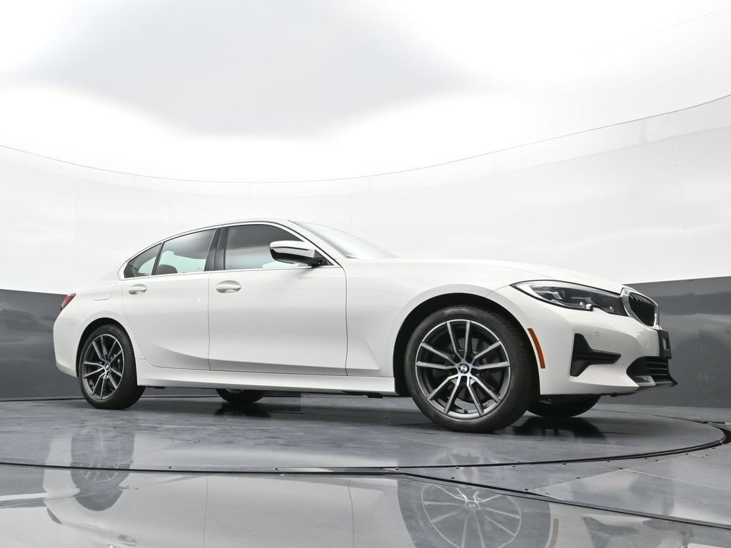 Used 2021 BMW 330i xDrive Sedan w/ Convenience Package AWD/4WD image 21