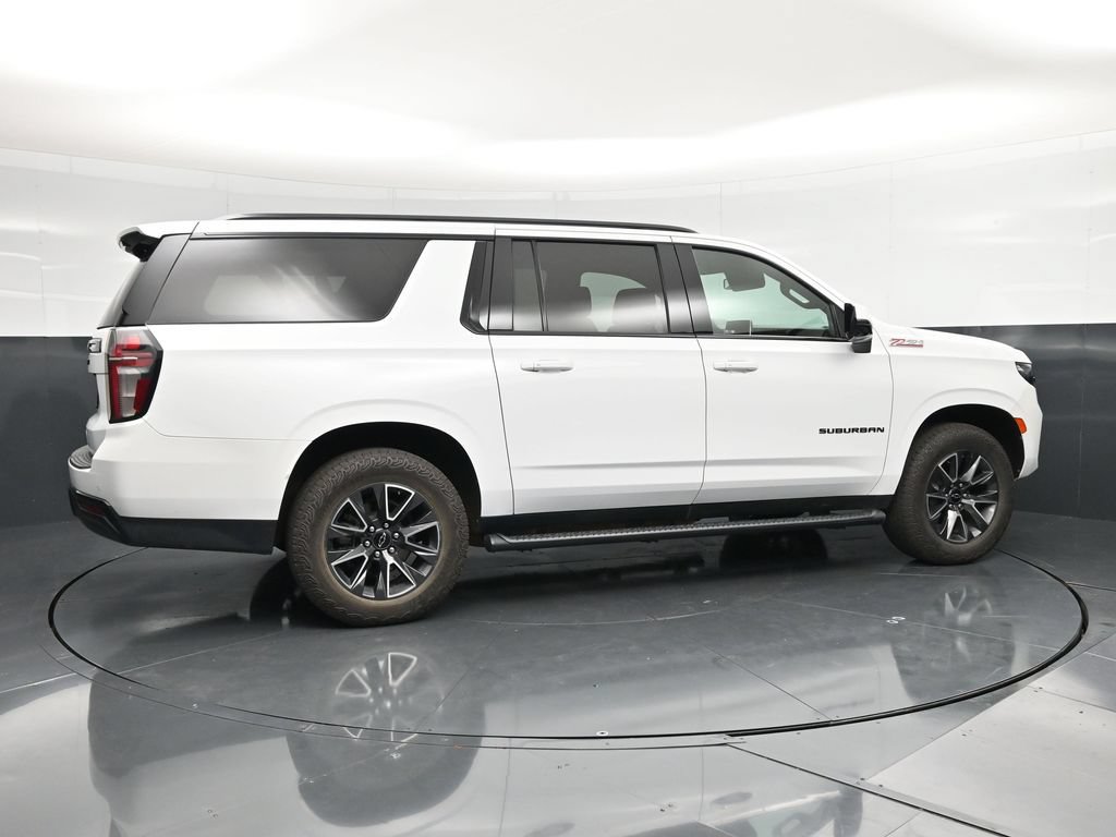 Used 2021 Chevrolet Suburban Z71 w/ Z71 Signature Package AWD/4WD image 4