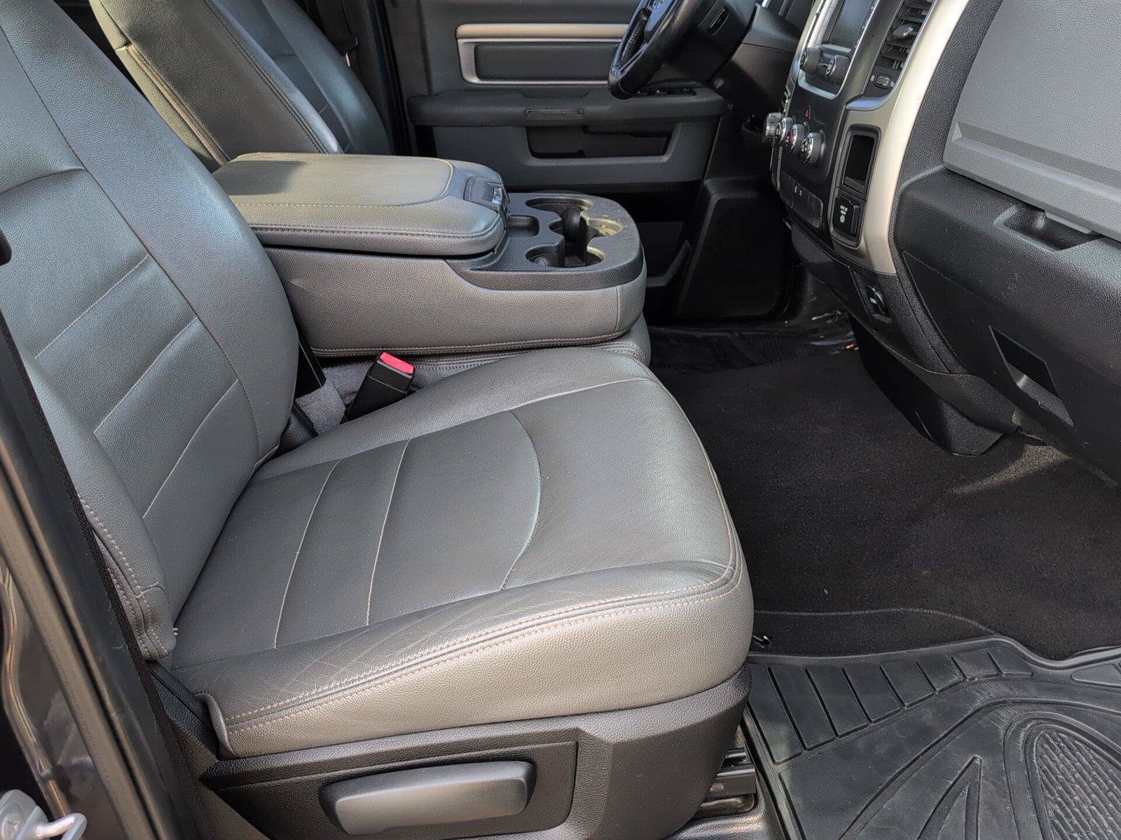 Used 2016 RAM 1500 Big Horn RWD image 39