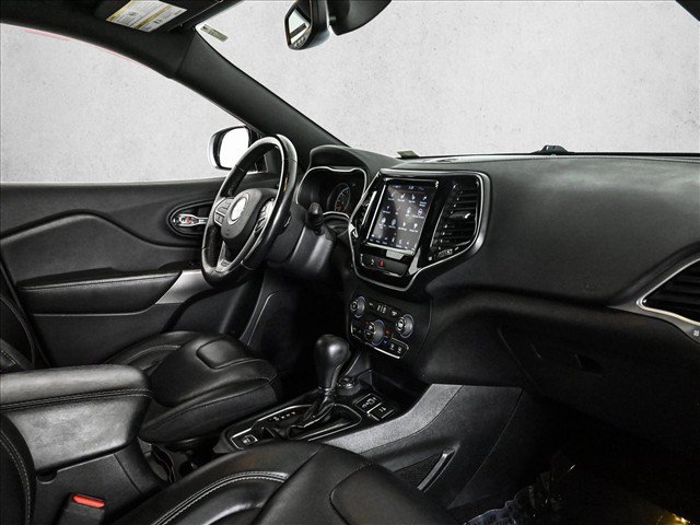 Used 2019 Jeep Cherokee High Altitude AWD/4WD image 23