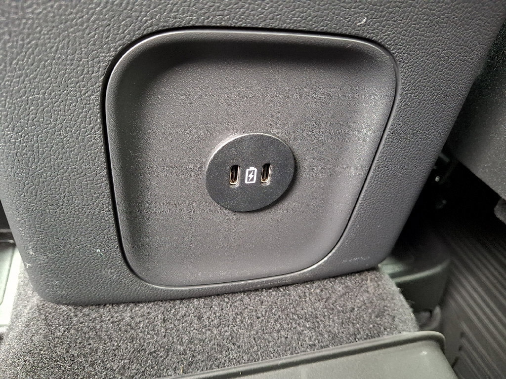 Used 2024 Ford Escape ST-Line w/ Tech Pack #1 AWD/4WD image 13