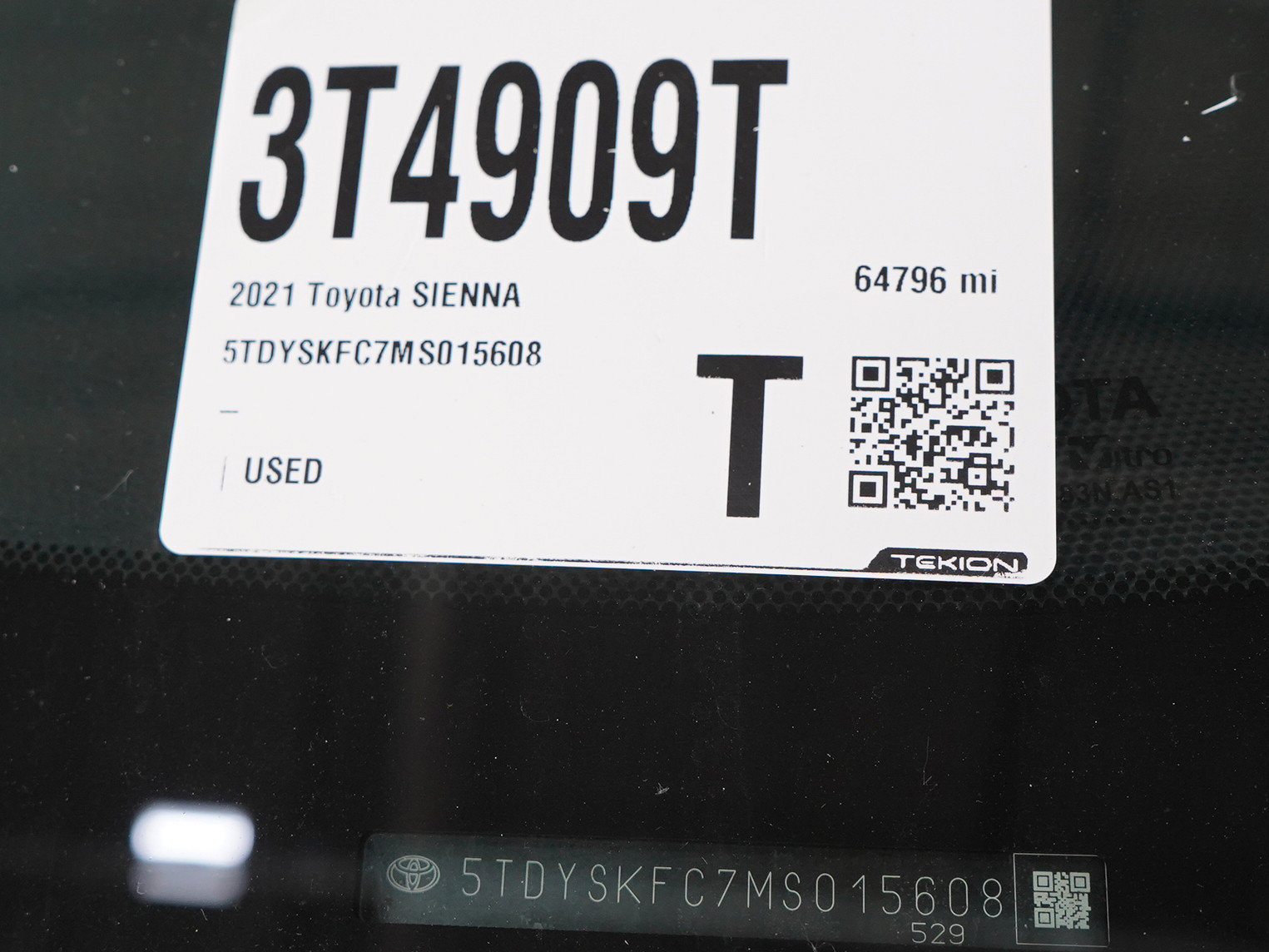 Used 2021 Toyota Sienna XLE AWD/4WD image 31