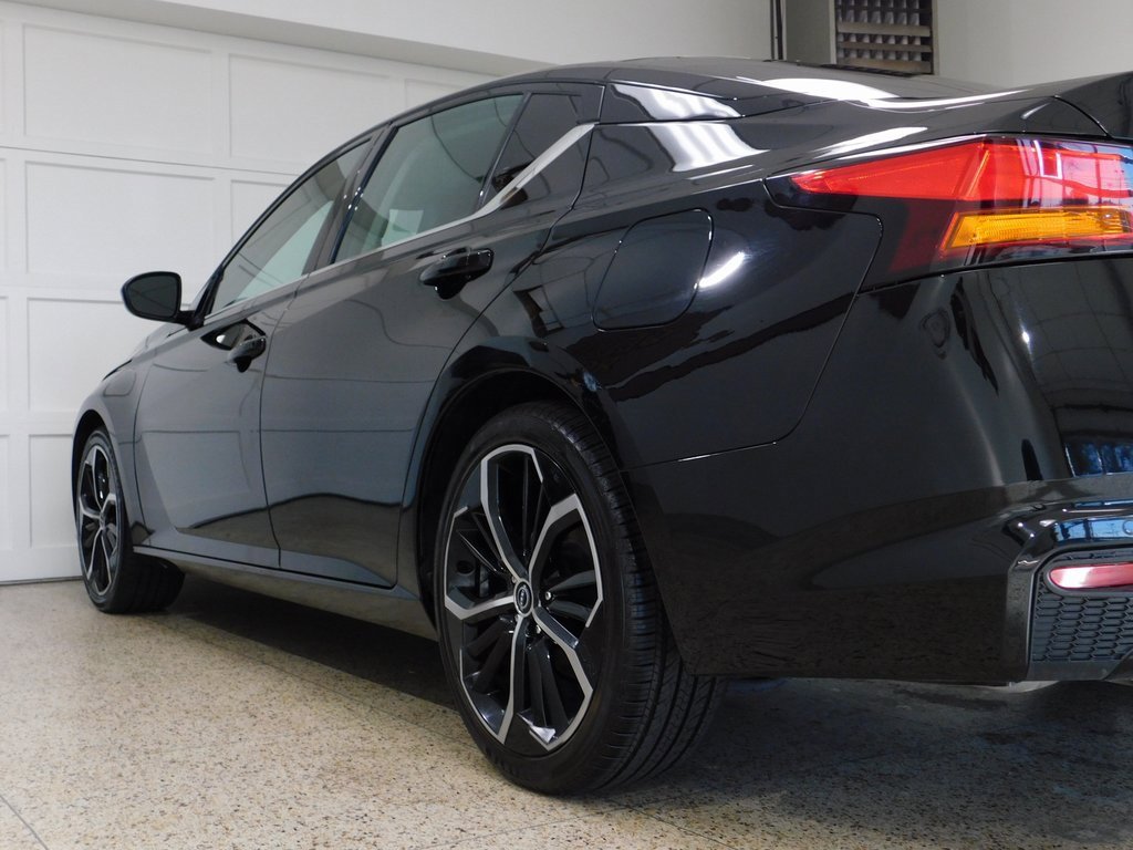 Used 2023 Nissan Altima 2.5 SR image 78