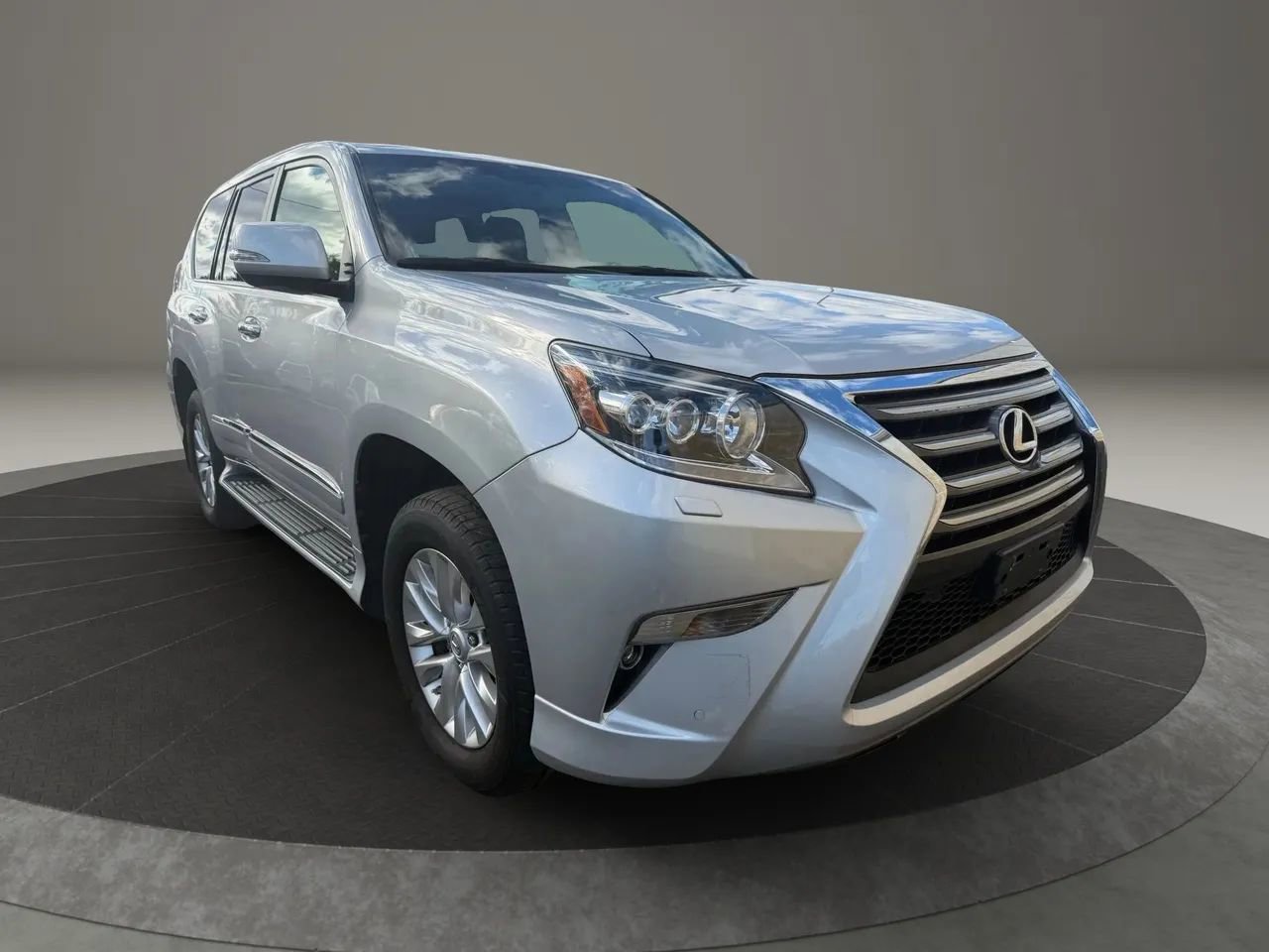 Used 2015 Lexus GX 460 Premium image 3