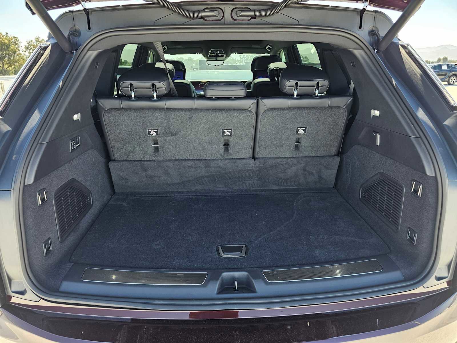 Used 2025 Cadillac Escalade IQ Sport 1 image 17