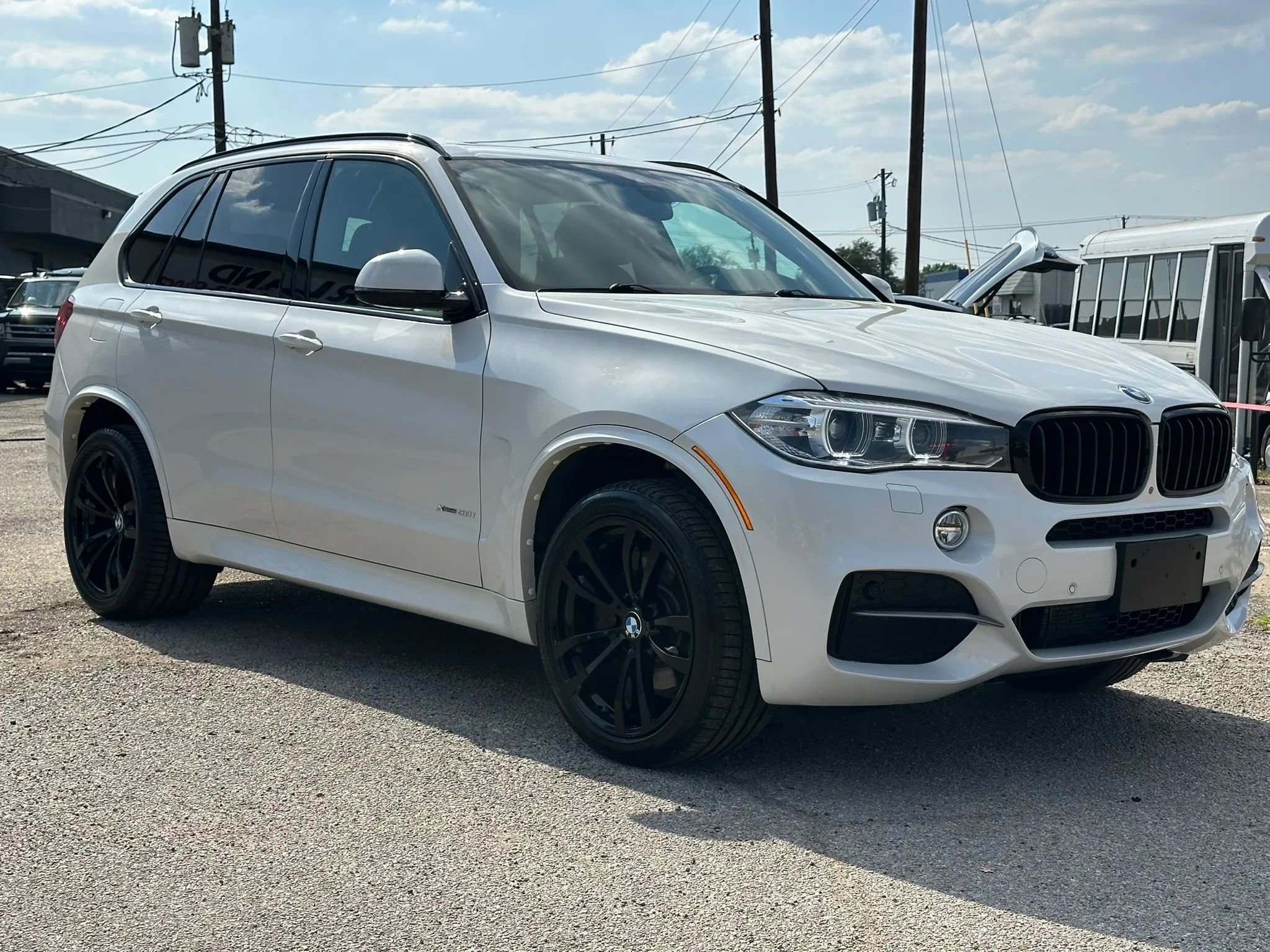 Used 2017 BMW X5 xDrive50i AWD/4WD image 9