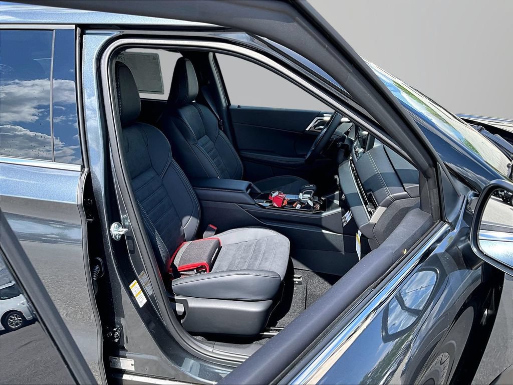 New 2026 Mitsubishi Outlander LE FWD image 11