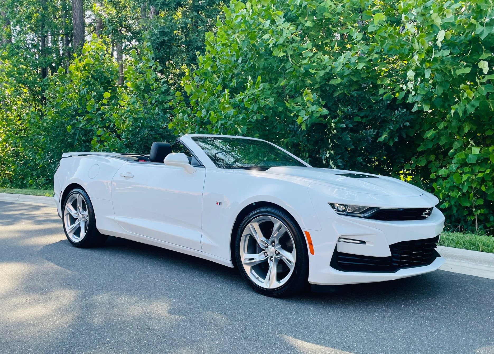 Used 2022 Chevrolet Camaro SS RWD image 12