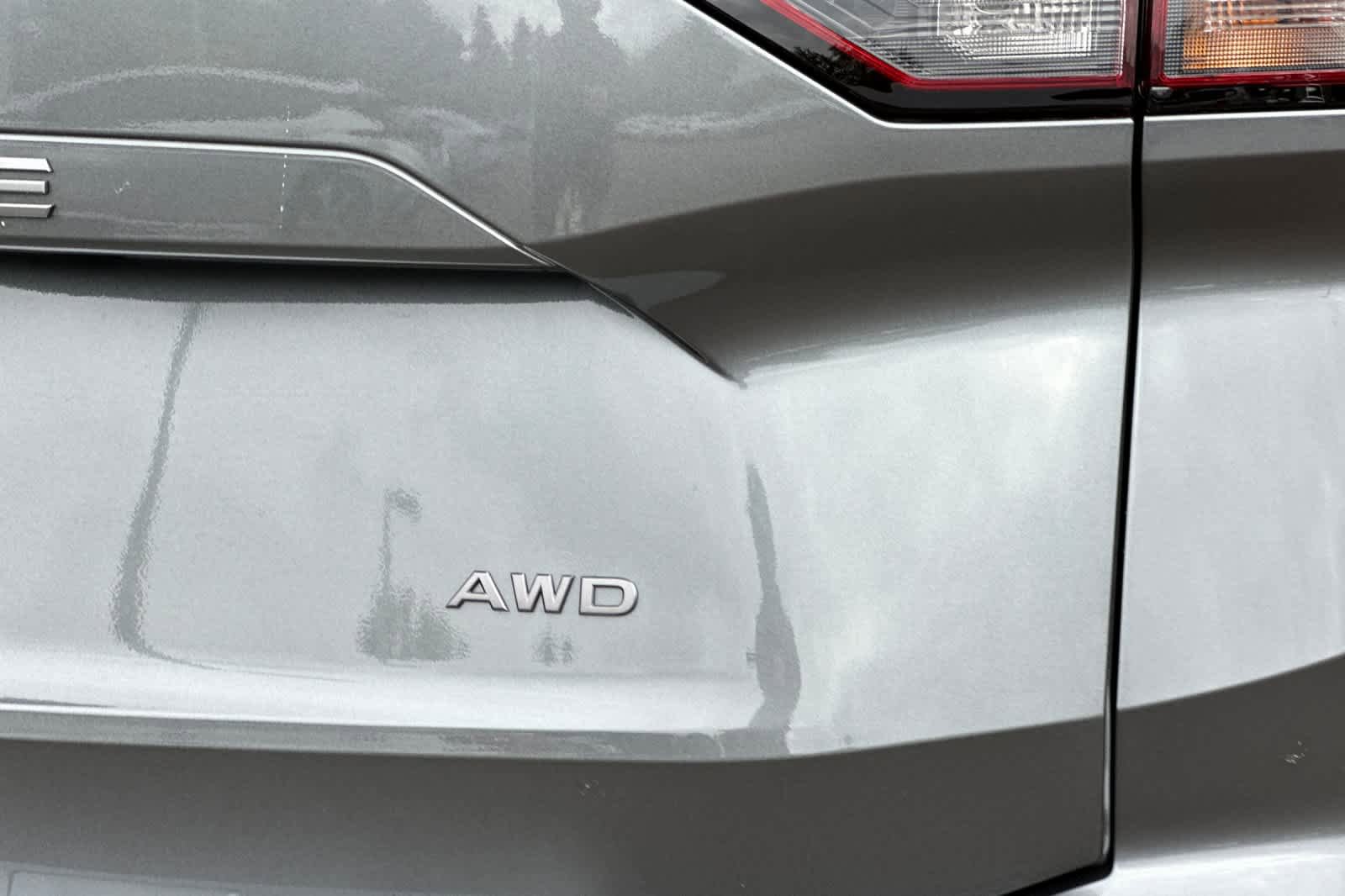 New 2026 Nissan Rogue SV AWD/4WD image 25