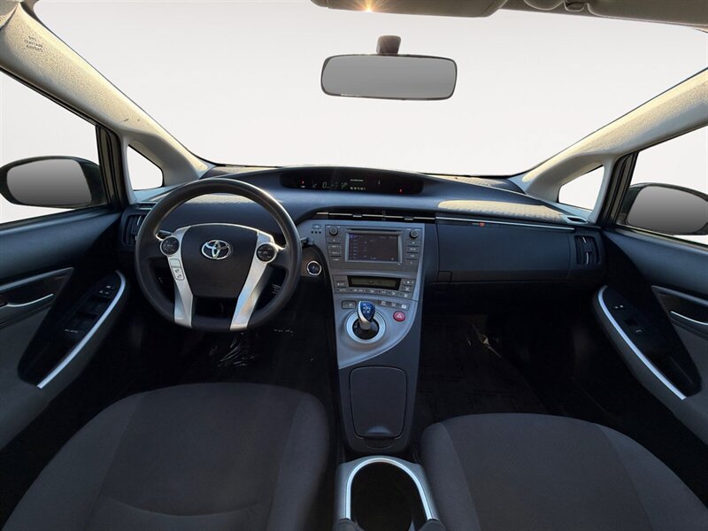 Used 2015 Toyota Prius Two FWD image 11