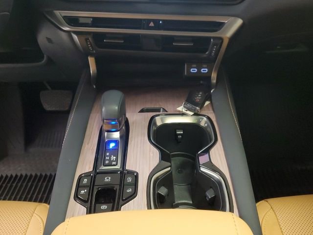 Used 2024 Lexus RX 350 Premium w/ Accessory Package (Z1) image 21