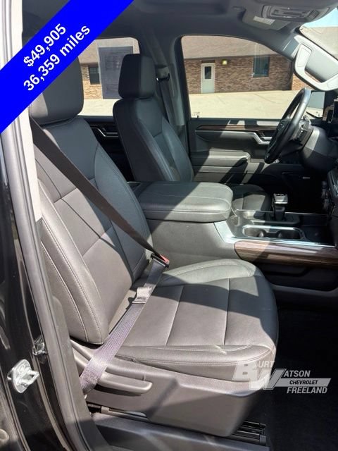 Used 2025 Chevrolet Silverado 1500 LT Trail Boss w/ Convenience Package II AWD/4WD image 34