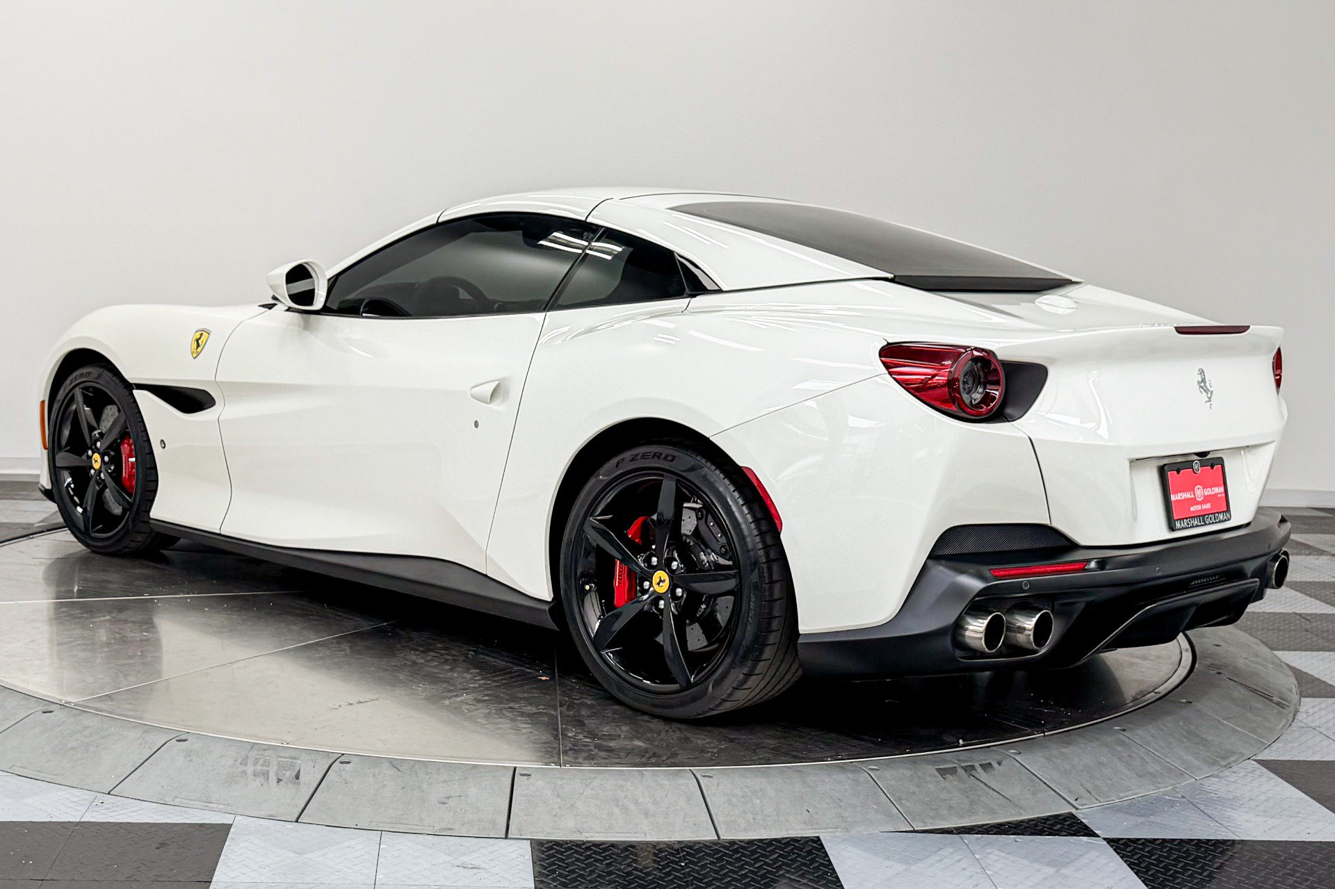 Used 2020 Ferrari Portofino RWD image 35