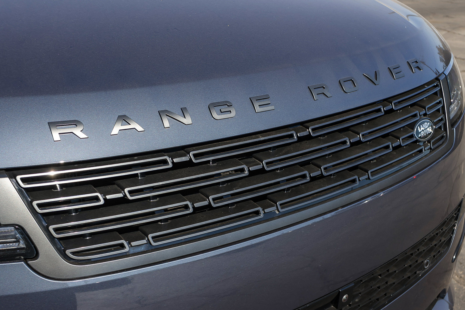 New 2027 Land Rover Range Rover Sport Dynamic SE AWD/4WD image 14