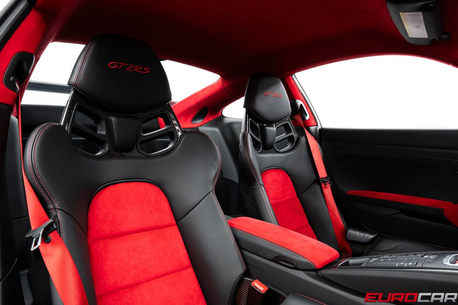 Used 2018 Porsche 911 GT2 RS image 45