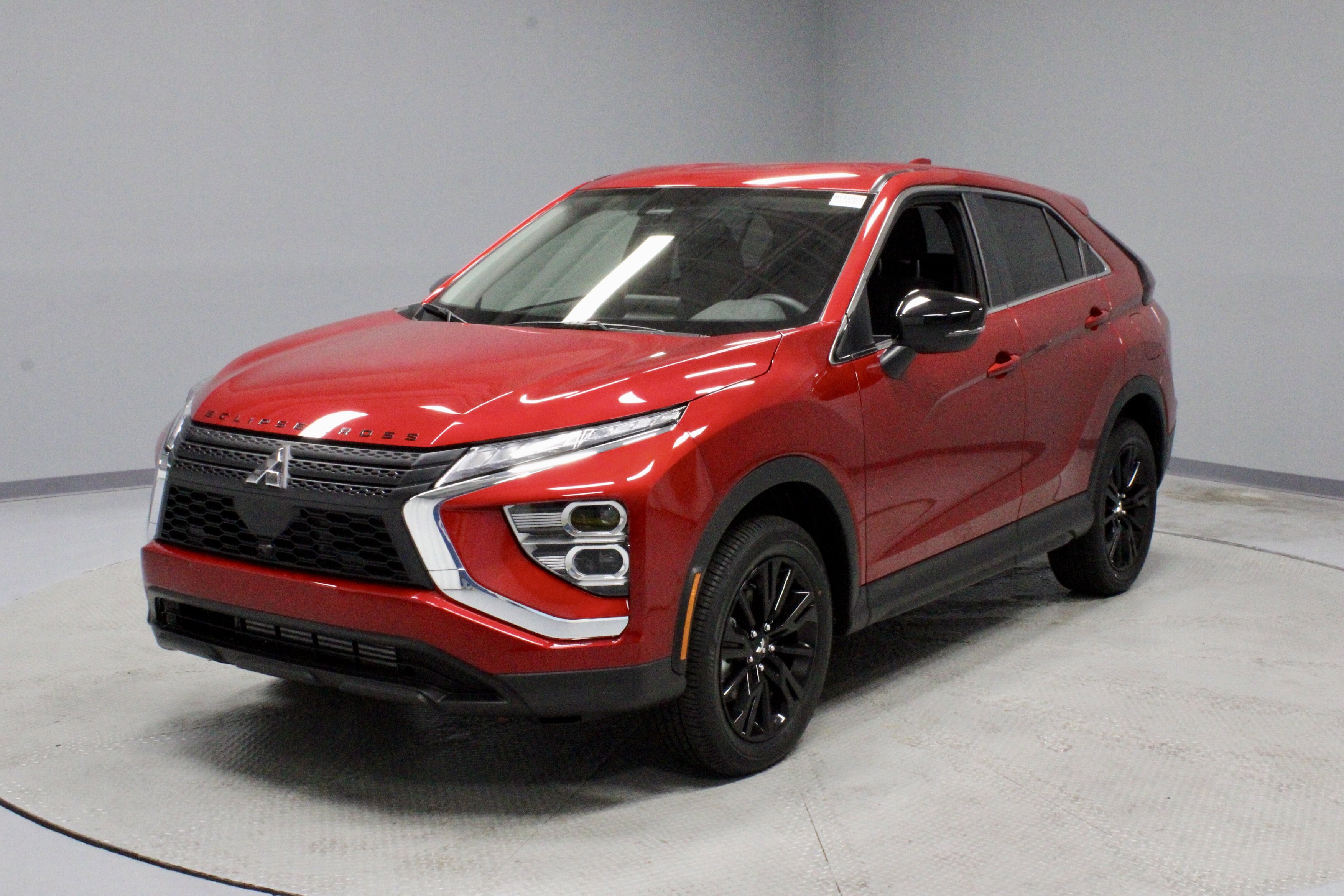 New 2026 Mitsubishi Eclipse Cross LE image 4