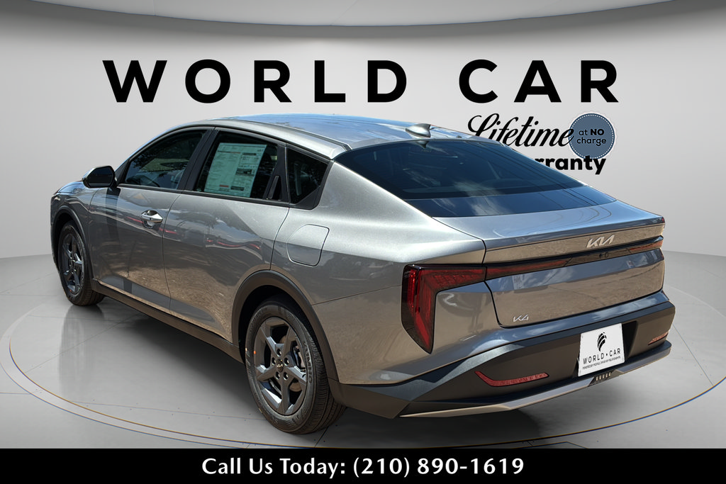 New 2026 Kia K4 FWD image 9