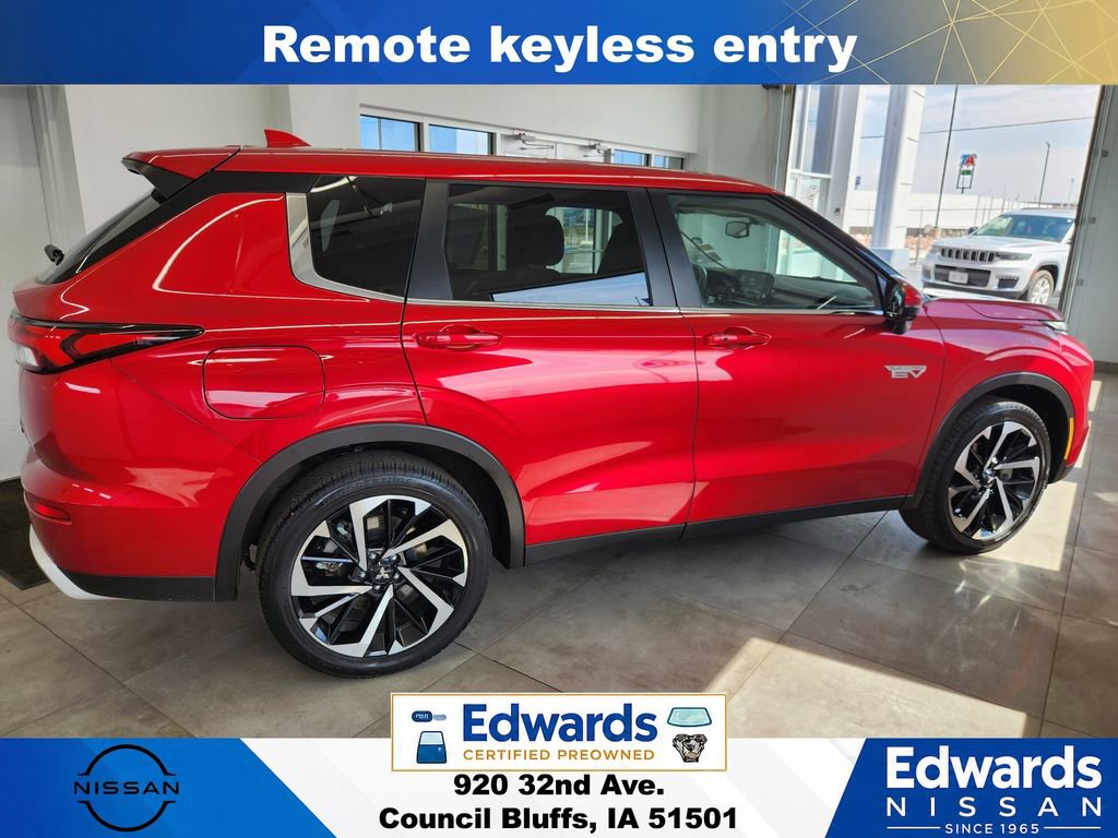 Used 2025 Mitsubishi Outlander SE AWD/4WD image 8