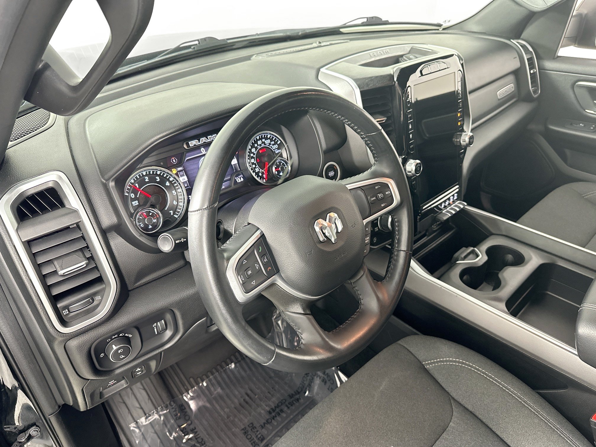 Used 2023 RAM 1500 Big Horn AWD/4WD image 9
