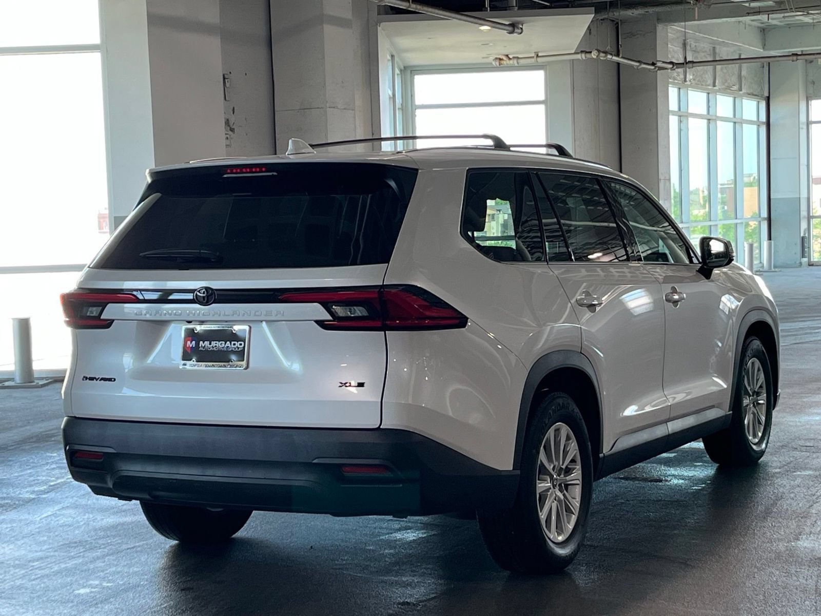 Used 2024 Toyota Grand Highlander AWD Hybrid image 12